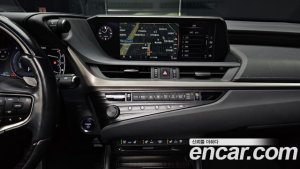 Lexus ES Luxury Plus 2020 года из Южной Кореи