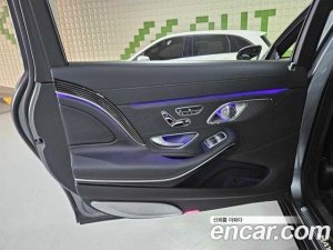 Mercedes-Benz S-Class Maybach S650 2020 года из Южной Кореи
