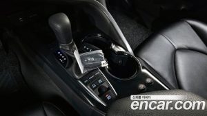 Toyota Camry 2.5 LE HYBRID 2020 года из Южной Кореи