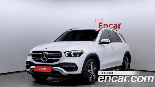 Mercedes-Benz GLE-Class GLE300d 4MATIC 2019 года из Кореи