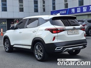 Kia Seltos Дизель 1.6 2WD 2020 года из Южной Кореи