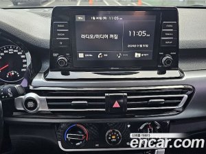 Kia Seltos Дизель 1.6 2WD 2020 года из Южной Кореи