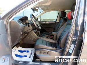 Volkswagen Tiguan 2.0 TDI Premium 2020 года из Южной Кореи