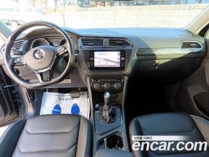 Volkswagen Tiguan 2.0 TDI Premium 2020 года из Южной Кореи