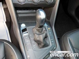 Volkswagen Tiguan 2.0 TDI Premium 2020 года из Южной Кореи