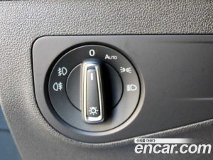 Volkswagen Tiguan 2.0 TDI Premium 2020 года из Южной Кореи