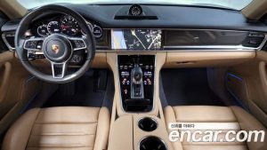 Porsche Panamera 3.0 AWD 2020 года из Южной Кореи