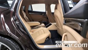 Porsche Panamera 3.0 AWD 2020 года из Южной Кореи
