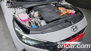 Hyundai AVANTE Inspiration 2021 года из Южной Кореи