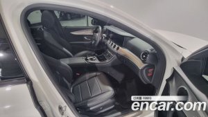 Mercedes-Benz E-Class E250 Avantgarde 2020 года из Южной Кореи