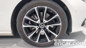 Mercedes-Benz E-Class E250 Avantgarde 2020 года из Южной Кореи