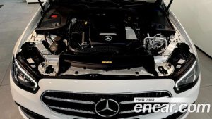Mercedes-Benz E-Class E250 Avantgarde 2021 года из Южной Кореи