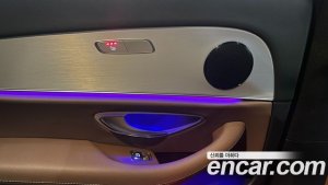 Mercedes-Benz E-Class E250 Avantgarde 2021 года из Южной Кореи