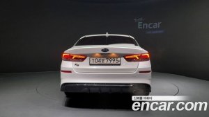 Kia K5 2.0 2020 года из Южной Кореи