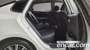 Kia K5 2.0 2020 года из Южной Кореи