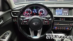 Kia K5 2.0 2020 года из Южной Кореи