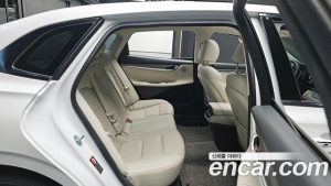 Hyundai Grandeur LeBlanc 2022 года из Южной Кореи