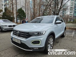 Volkswagen T-Roc 2.0 TDI Style 2021 года из Южной Кореи
