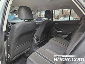 Volkswagen T-Roc 2.0 TDI Style 2021 года из Южной Кореи