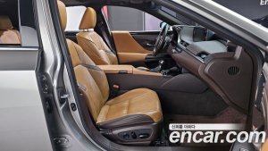 Lexus ES Executive 2021 года из Южной Кореи