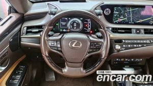Lexus ES Executive 2021 года из Южной Кореи