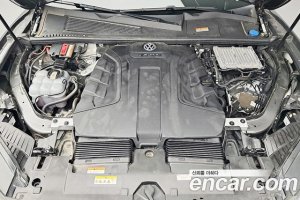 Volkswagen Touareg 3.0 TDI Premium 2021 года из Южной Кореи