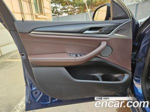 BMW X4 xDrive30d M Sport X 2020 года из Южной Кореи