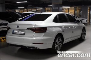 Volkswagen Jetta 1.4 TSI Prestige 2021 года из Южной Кореи