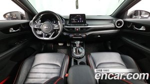 Kia K3 5Door GT Signature 2021 года из Южной Кореи