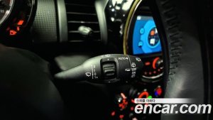 Mini Cooper 5Door DEFAULT 2020 года из Южной Кореи