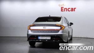 Hyundai Sonata 2.0 2022 года из Южной Кореи