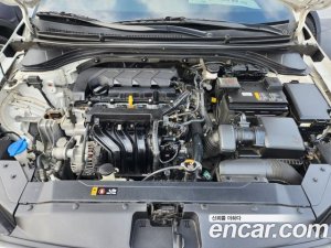 Hyundai AVANTE 1.6 2020 года из Южной Кореи