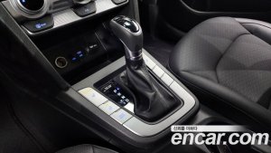 Hyundai AVANTE 1.6 2020 года из Южной Кореи
