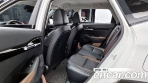 Kia Seltos Бензин 1.6 Turbo 2WD 2022 года из Южной Кореи