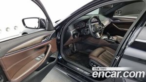 BMW 5-Series 520d M Sport Plus 2020 года из Южной Кореи