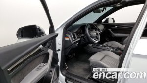 Audi SQ5 3.0 TDI 4WD 2020 года из Южной Кореи