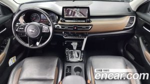 Kia Seltos Бензин 1.6 Turbo 2WD 2020 года из Южной Кореи