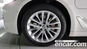 BMW 5-Series 530e Luxury 2021 года из Южной Кореи