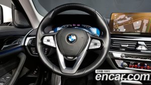 BMW 5-Series 530e Luxury 2021 года из Южной Кореи