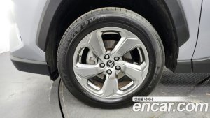 Toyota RAV4 2.5 4WD HYBRID 2021 года из Южной Кореи