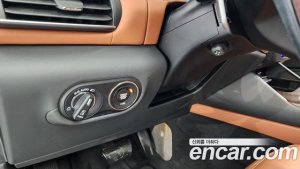 Maserati Levante 3.0 AWD GranLusso 2020 года из Южной Кореи