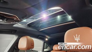 Maserati Levante 3.0 AWD GranLusso 2020 года из Южной Кореи
