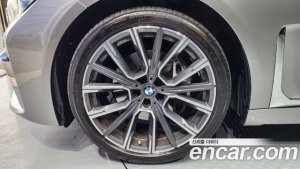 BMW 7-Series 740Li xDrive M Sport 2021 года из Южной Кореи