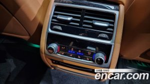 BMW 7-Series 740Li xDrive M Sport 2021 года из Южной Кореи
