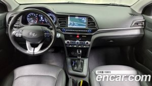 Hyundai AVANTE 1.6 2020 года из Южной Кореи