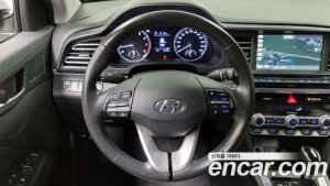 Hyundai AVANTE 1.6 2020 года из Южной Кореи