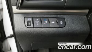 Hyundai AVANTE 1.6 2020 года из Южной Кореи