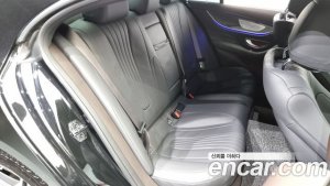Mercedes-Benz CLS-Class CLS300d AMG Line 2020 года из Южной Кореи