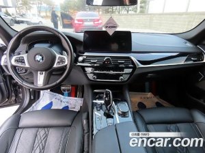 BMW 5-Series 530e M Sport 2021 года из Южной Кореи