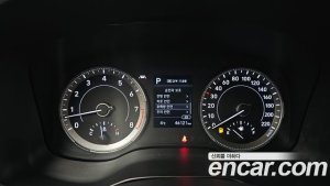 Hyundai Venue 1.6 Flux 2020 года из Южной Кореи
